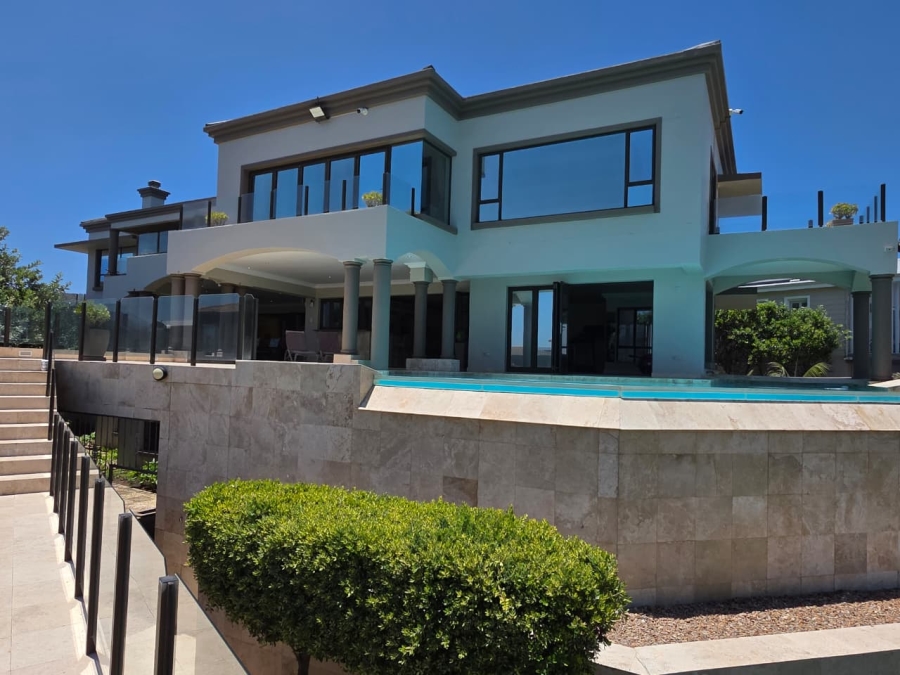 6 Bedroom Property for Sale in Myoli Beach Western Cape